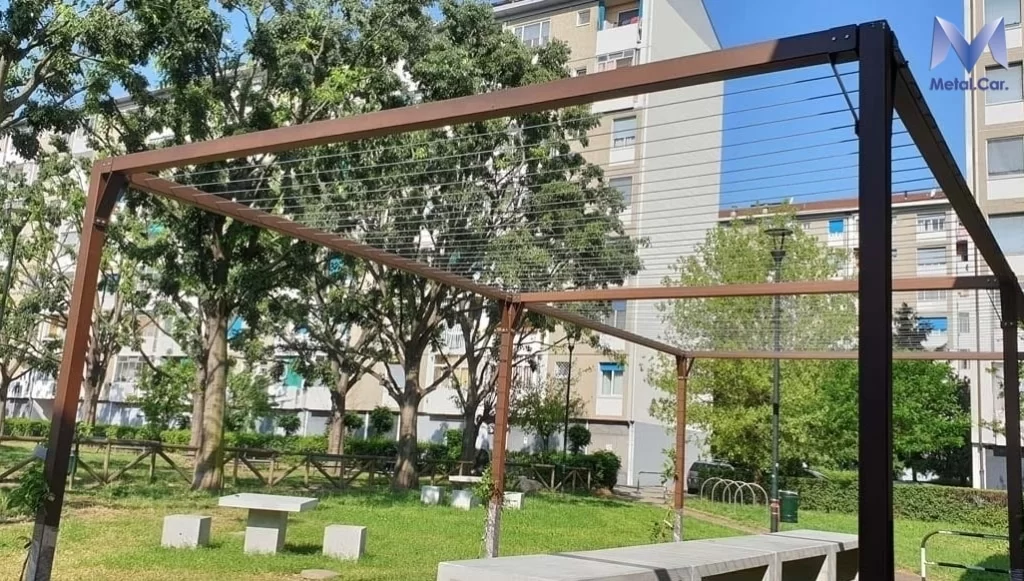 pergola-in-metallo-per-arredo-urbano-e1564586068547 (1)