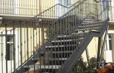 scala-per-esterno-in-metallo-e1564602839300-1